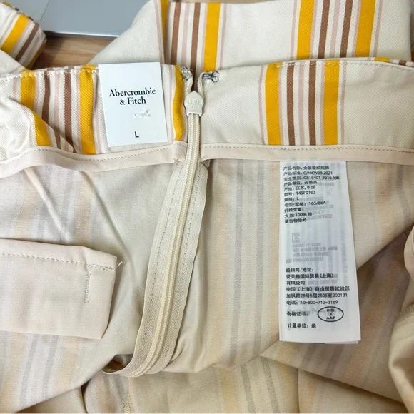 New! Abercrombie & Fitch Yellow Striped Pull On High Waist Side Zipper Shorts LG - Picture 8 of 9